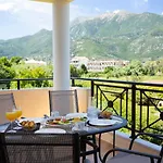 Adria Luxury Aparthotel