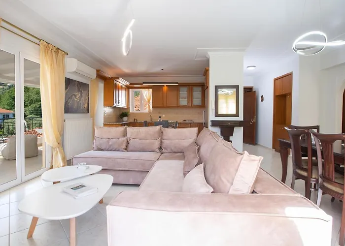 Adria Luxury Ξενοδοχείο με διαμερίσματα 4*