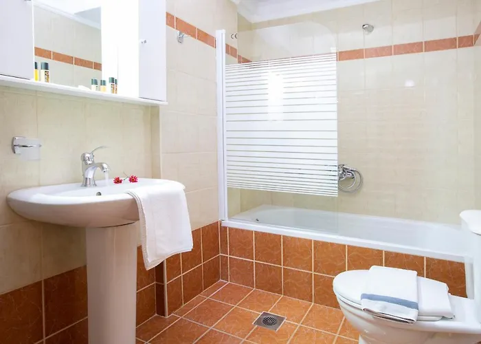 Adria Luxury Aparthotel 4*